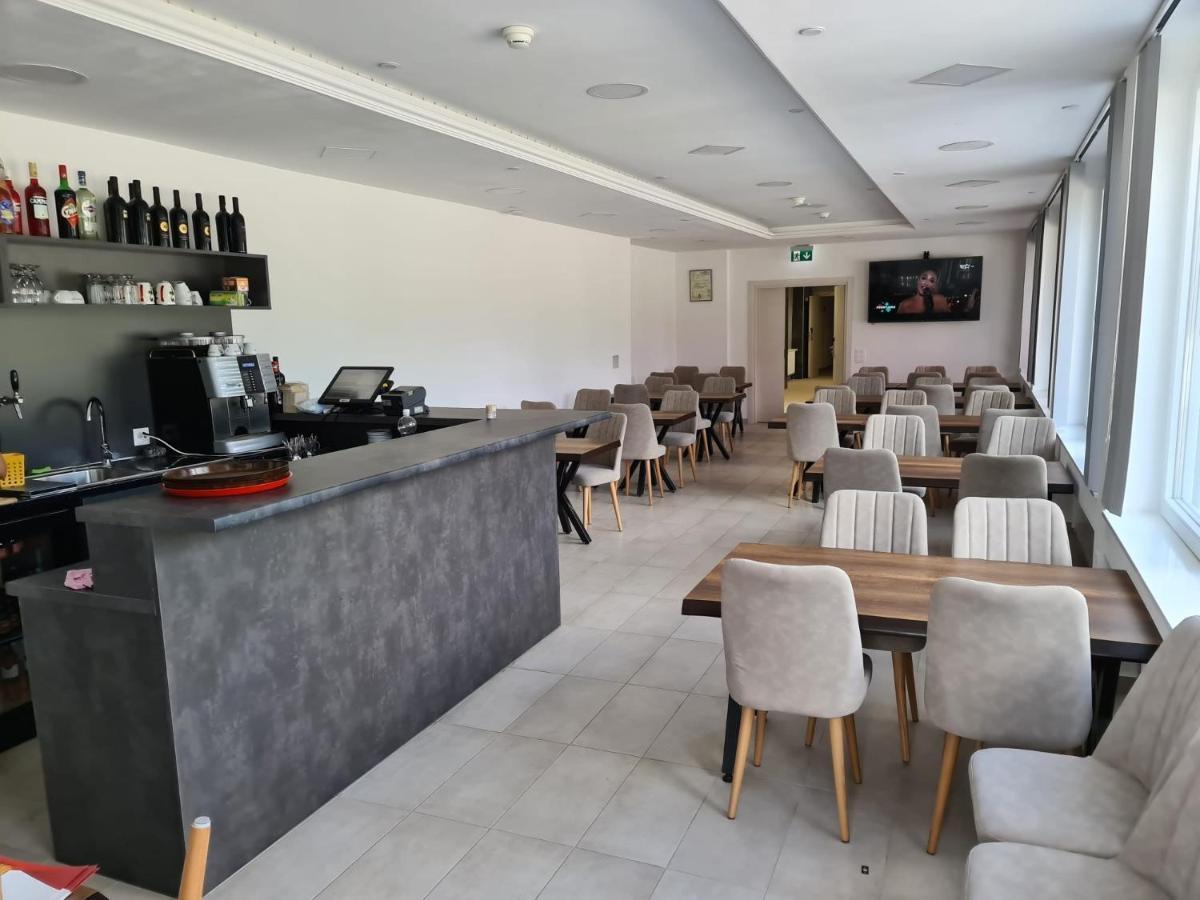 Helvetia Hotel Seewen  Kültér fotó