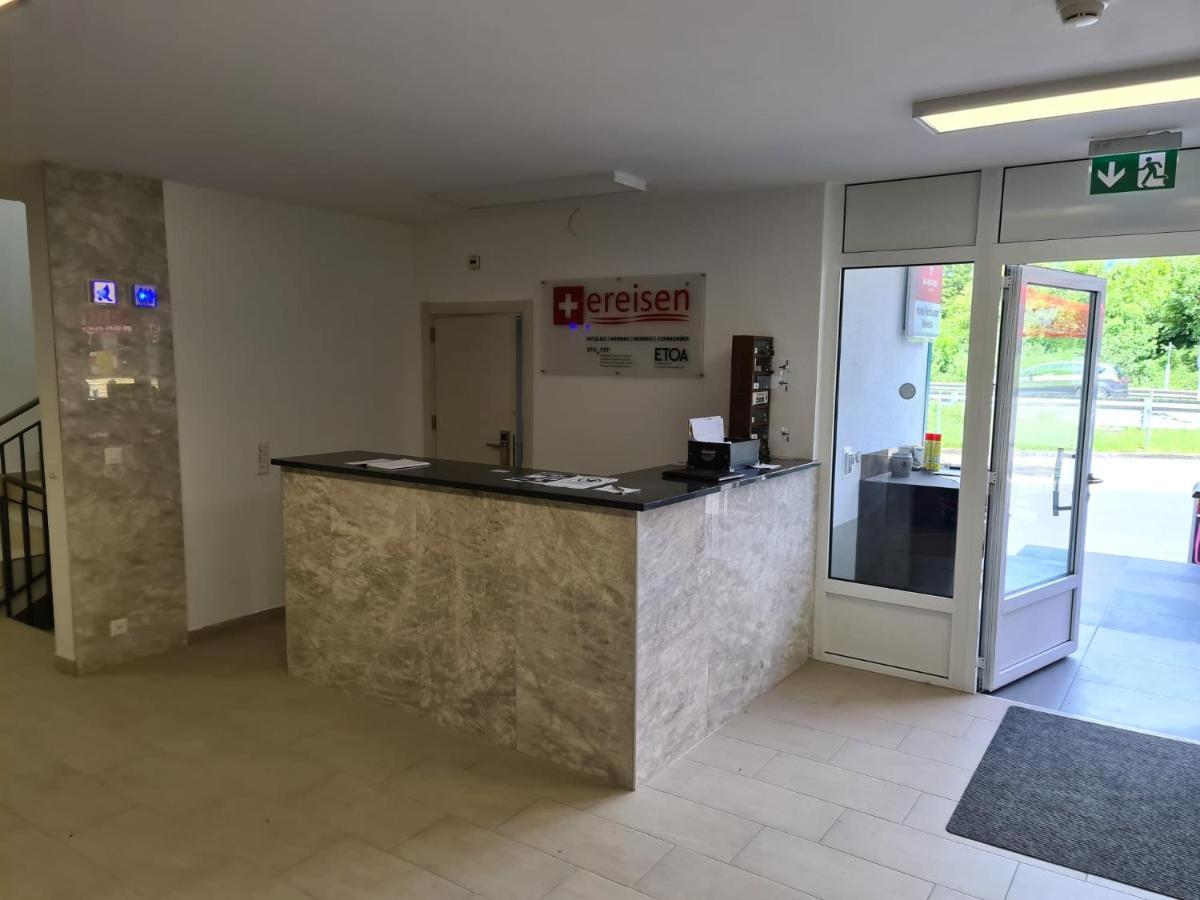 Helvetia Hotel Seewen  Kültér fotó